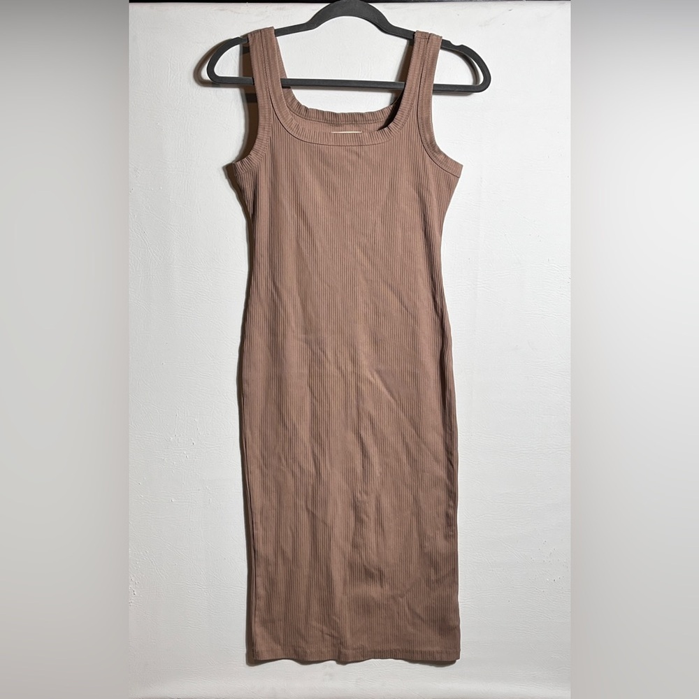 Sleeveless Ribbed Midi Dress - Taupe
